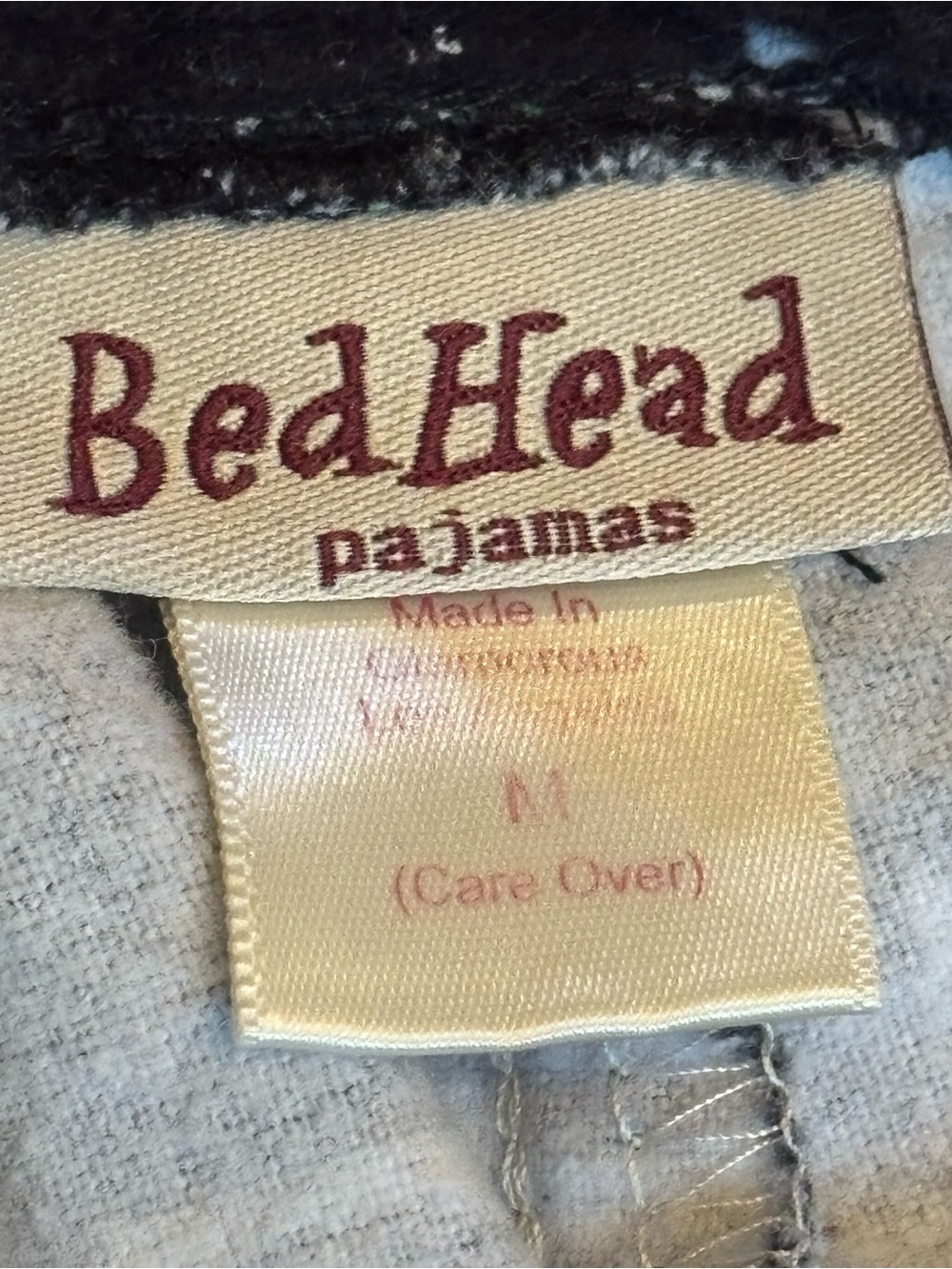 BedHead vintage Black World Map Pajama Set with Multicolor Print. Medium - Picture 9 of 16